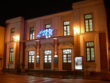 attuale facciata esterna del cinema